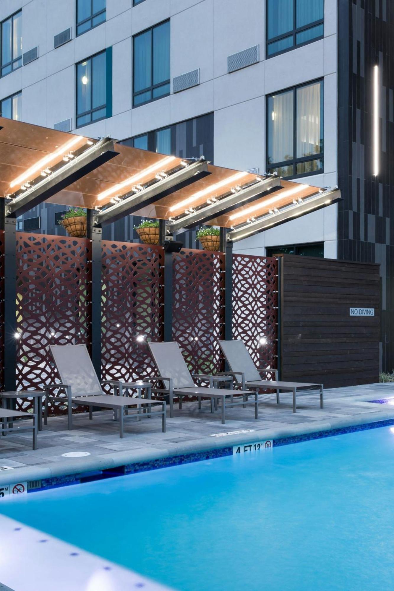Courtyard By Marriott Houston Heights/I-10 Hotell Eksteriør bilde